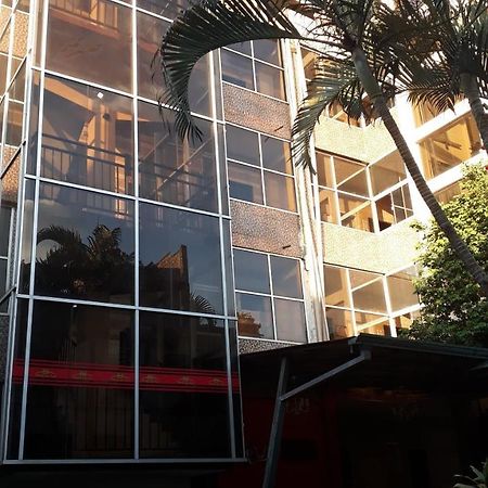 Hotel Del Sur San Lorenzo Eksteriør billede