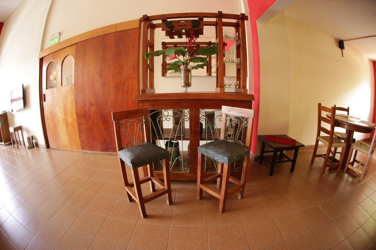 Hotel Del Sur San Lorenzo Eksteriør billede